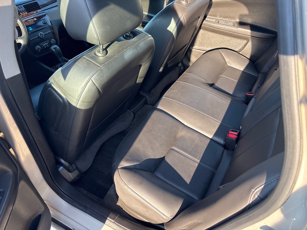 2012 Chevrolet Impala Image 19