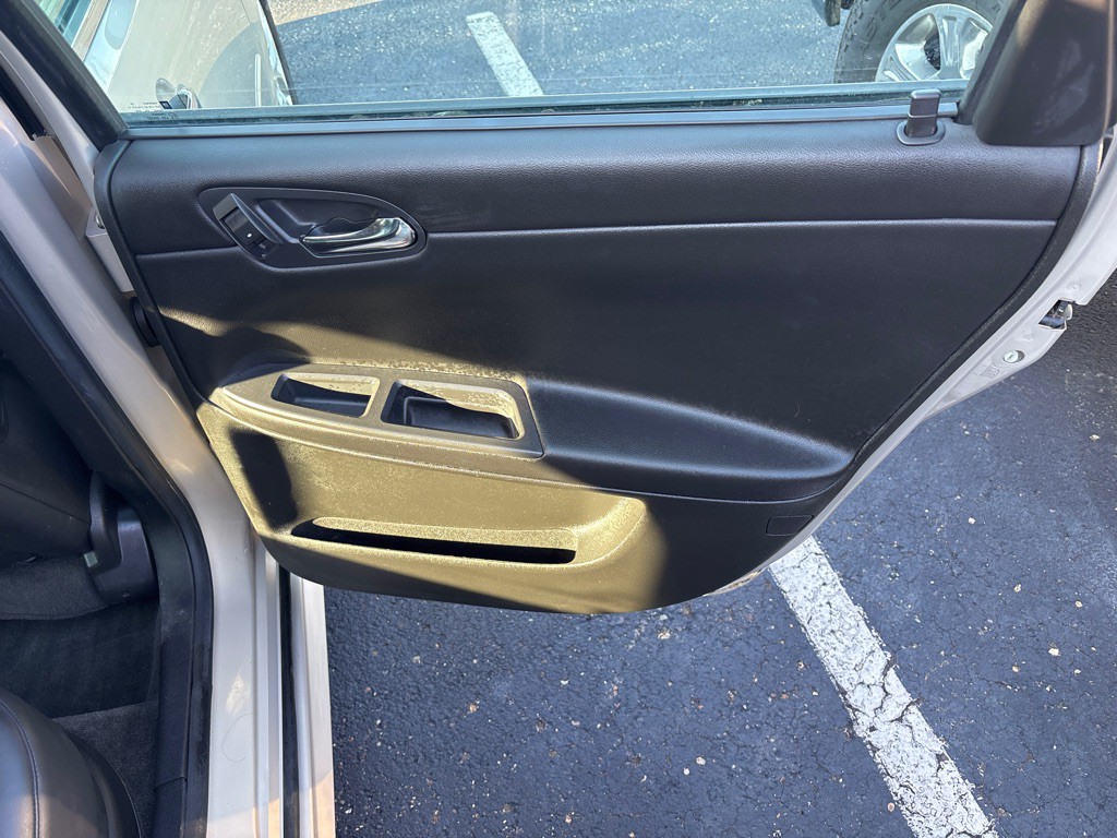 2012 Chevrolet Impala Image 21