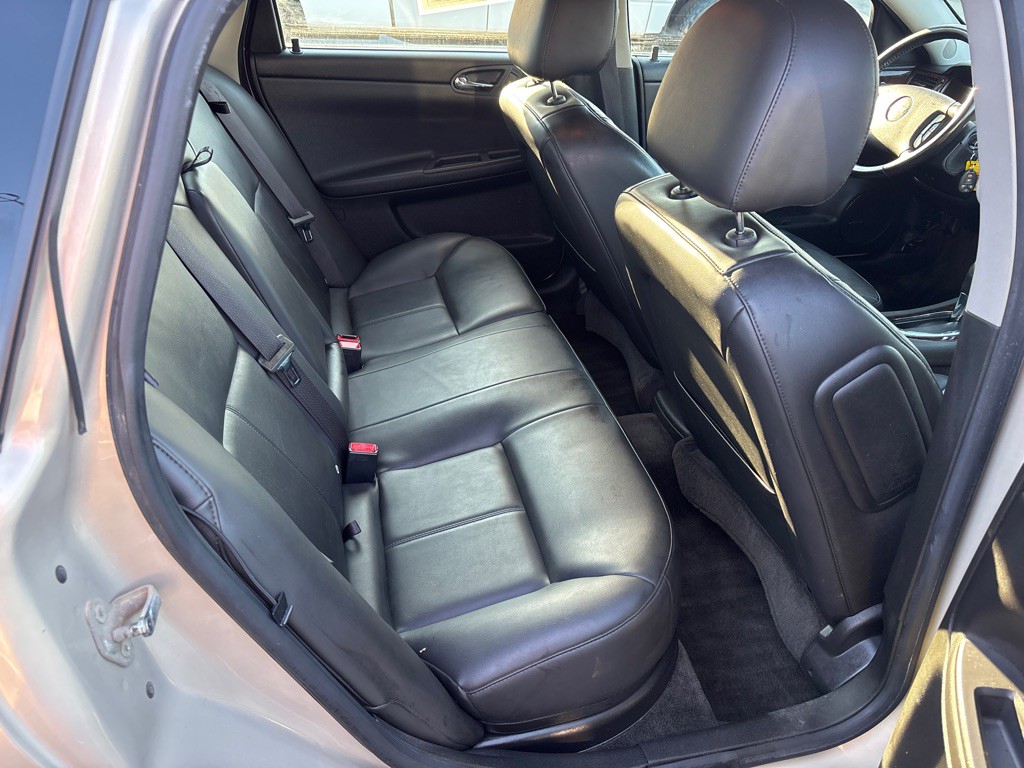 2012 Chevrolet Impala Image 22