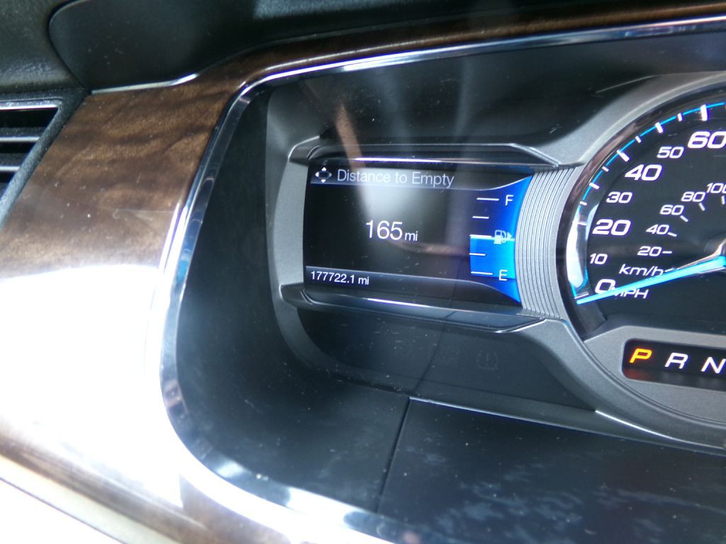 2015 Ford Taurus Image 18