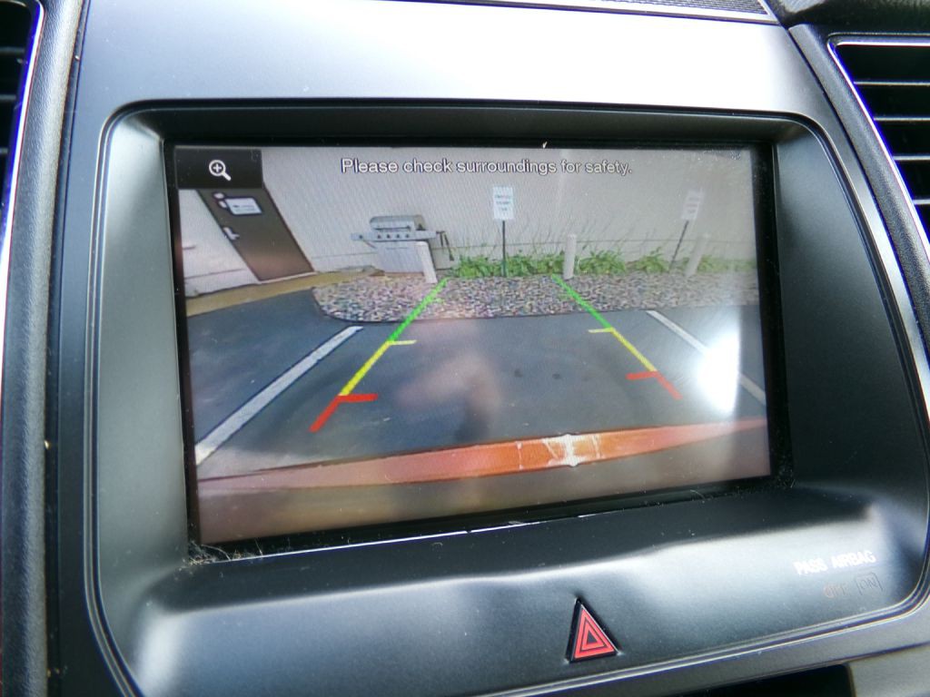 2015 Ford Taurus Image 19