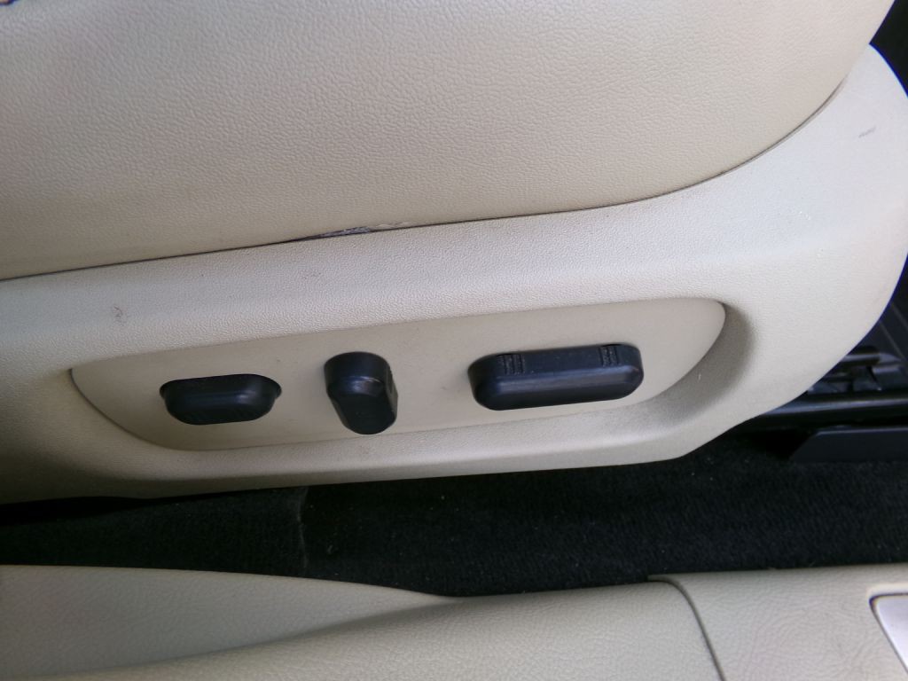 2015 Ford Taurus Image 26