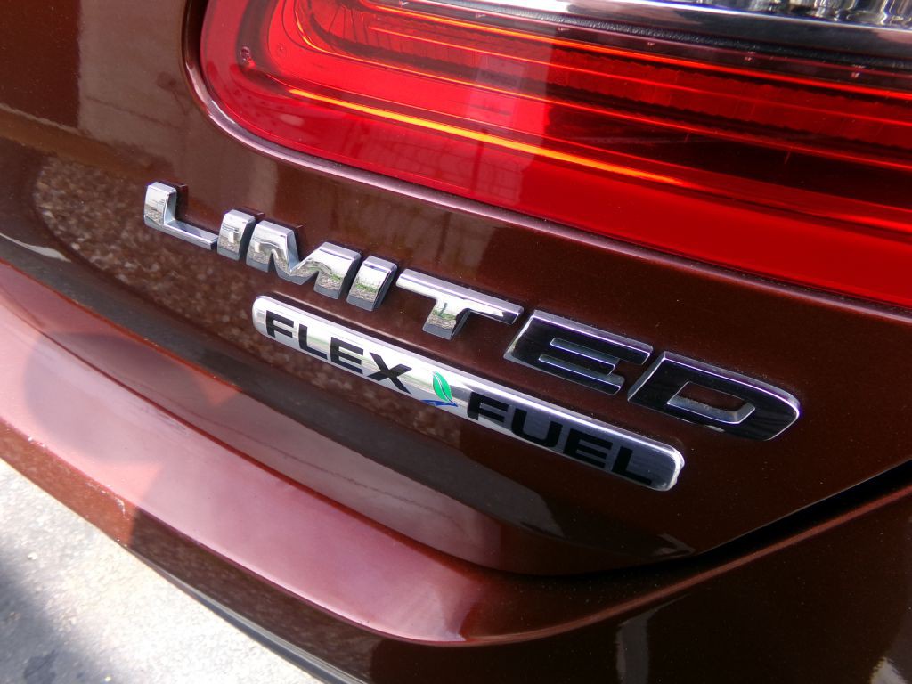 2015 Ford Taurus Image 31