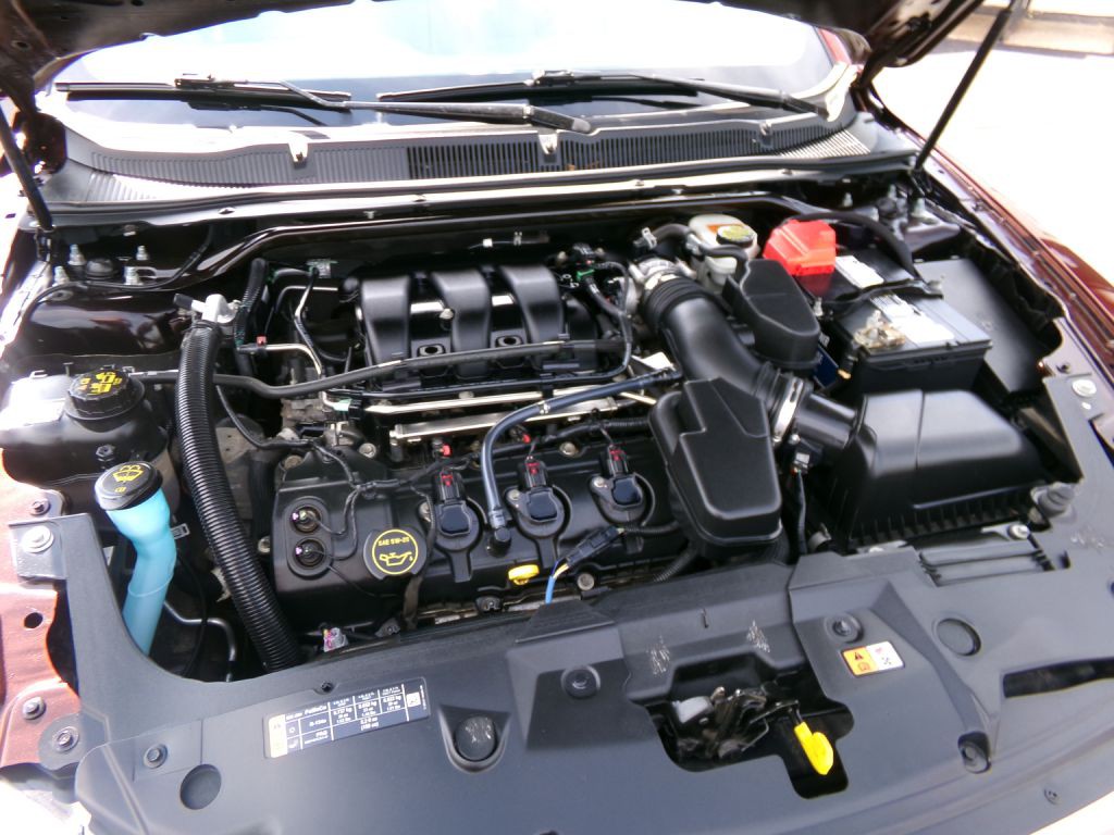 2015 Ford Taurus Image 33