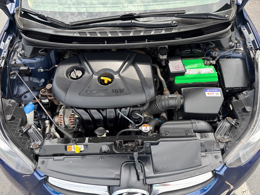 2013 Hyundai Elantra Image 29