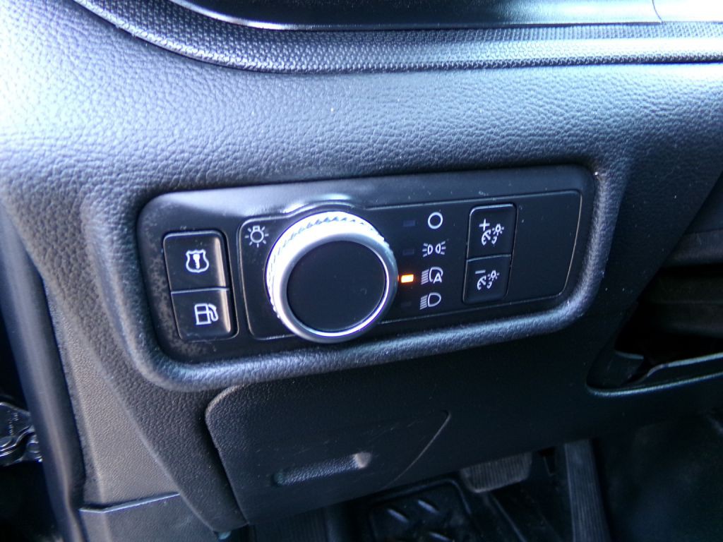 2020 Ford Explorer Image 13