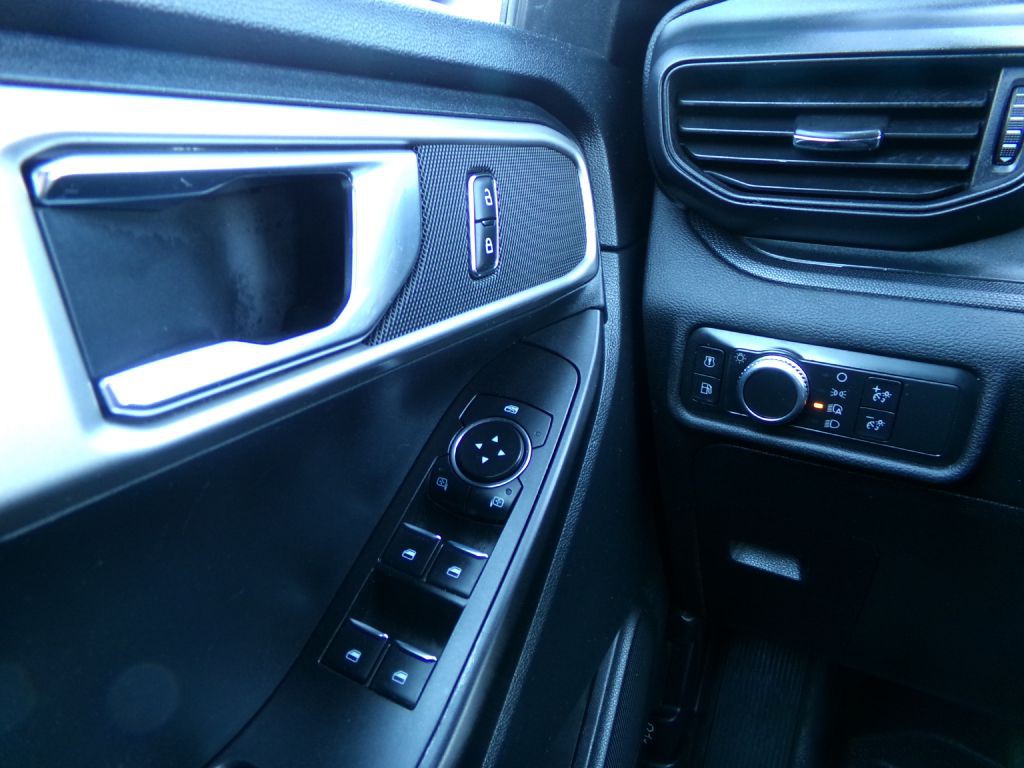 2020 Ford Explorer Image 19