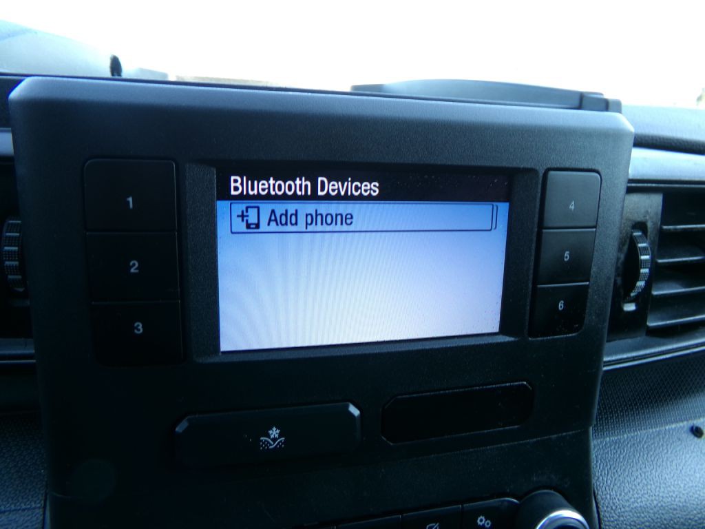 2020 Ford Explorer Image 24