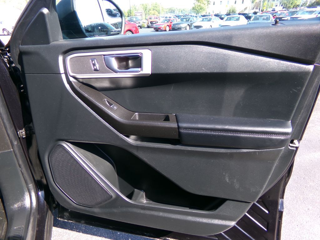 2020 Ford Explorer Image 33