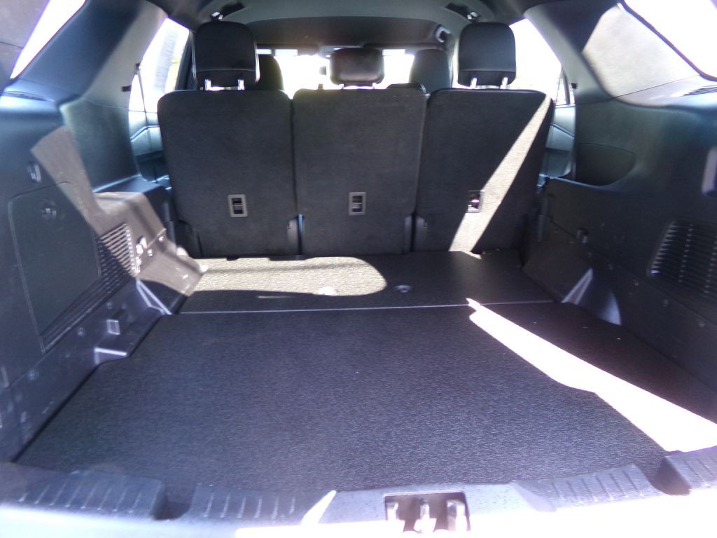 2020 Ford Explorer Image 35