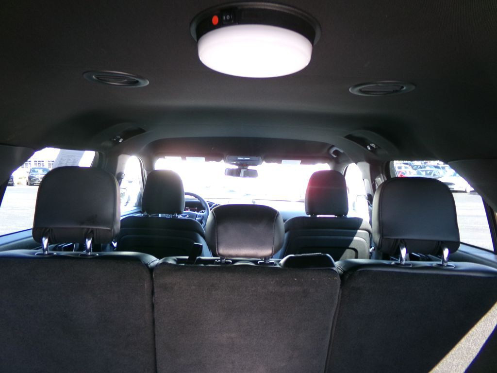 2020 Ford Explorer Image 36