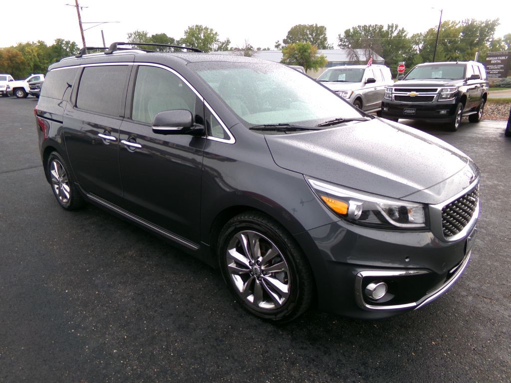 2016 Kia Sedona Image 1