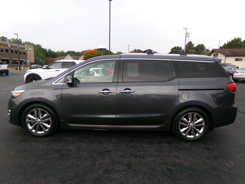 2016 Kia Sedona Image 6