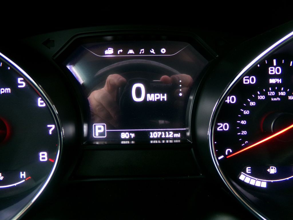2016 Kia Sedona Image 20