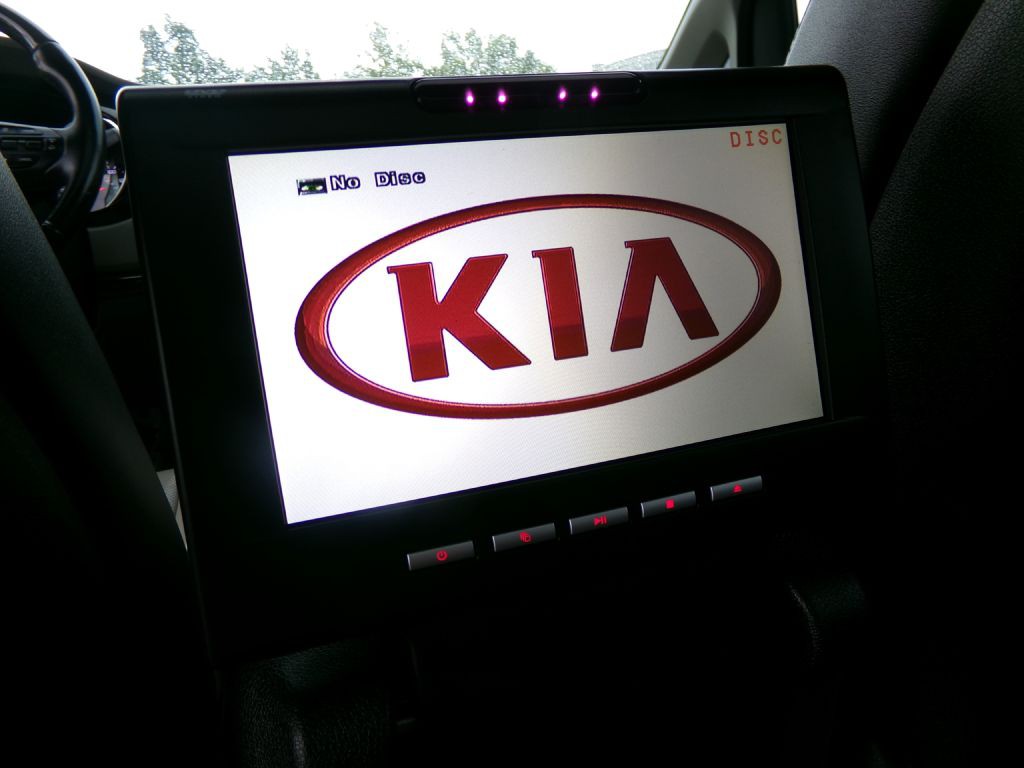 2016 Kia Sedona Image 33