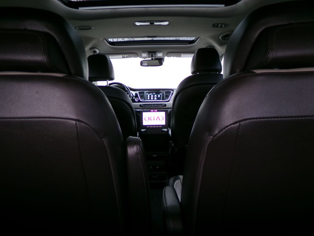 2016 Kia Sedona Image 46