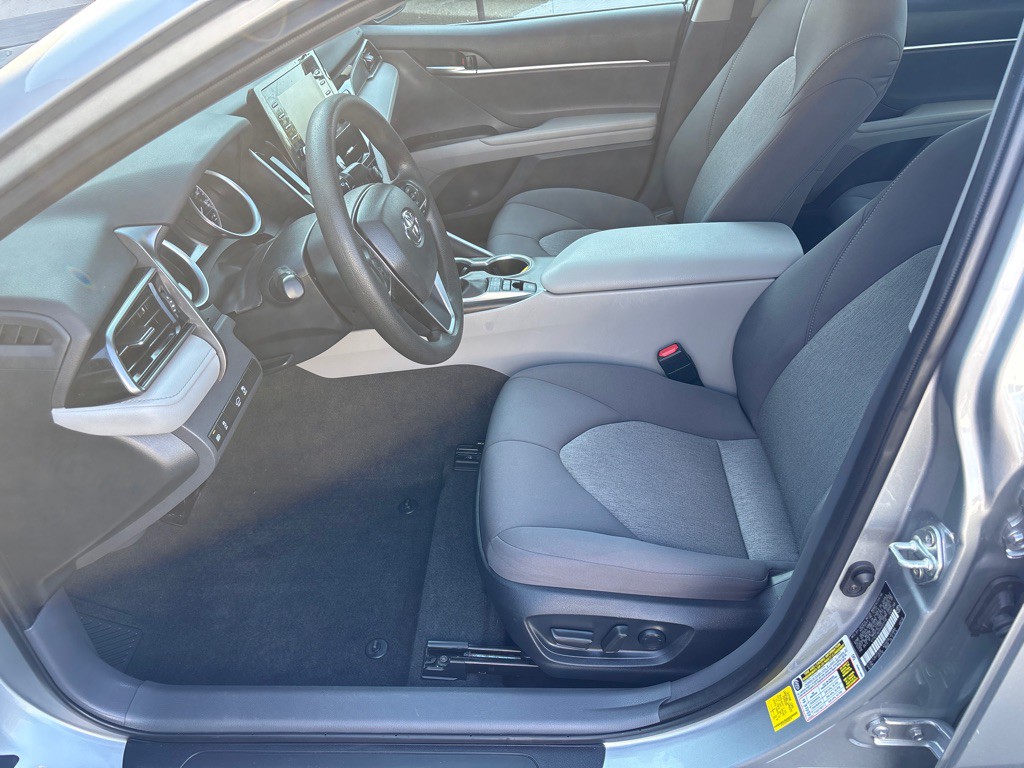 2023 Toyota Camry Image 11