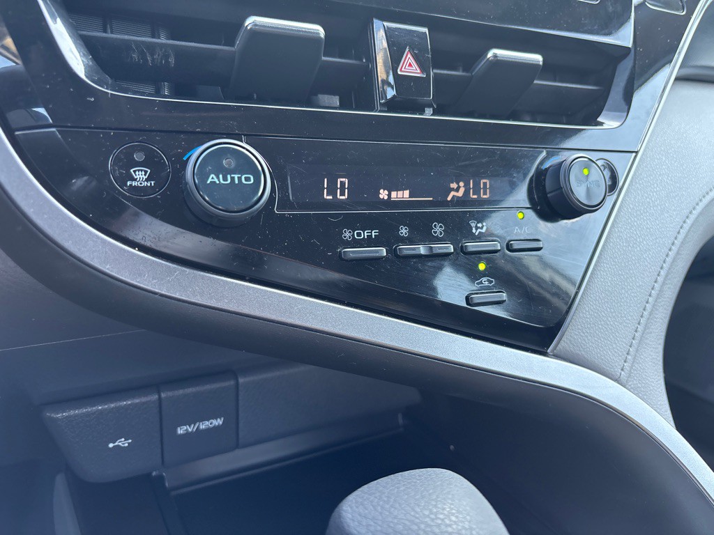 2023 Toyota Camry Image 22