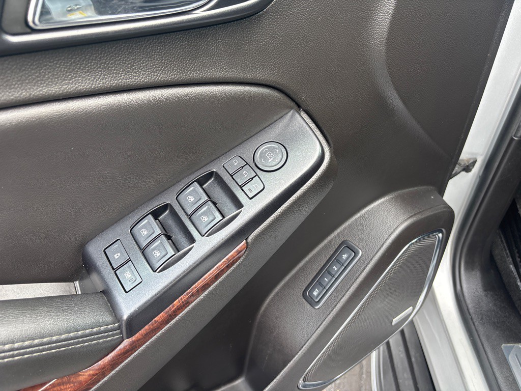 2017 GMC Yukon Image 10