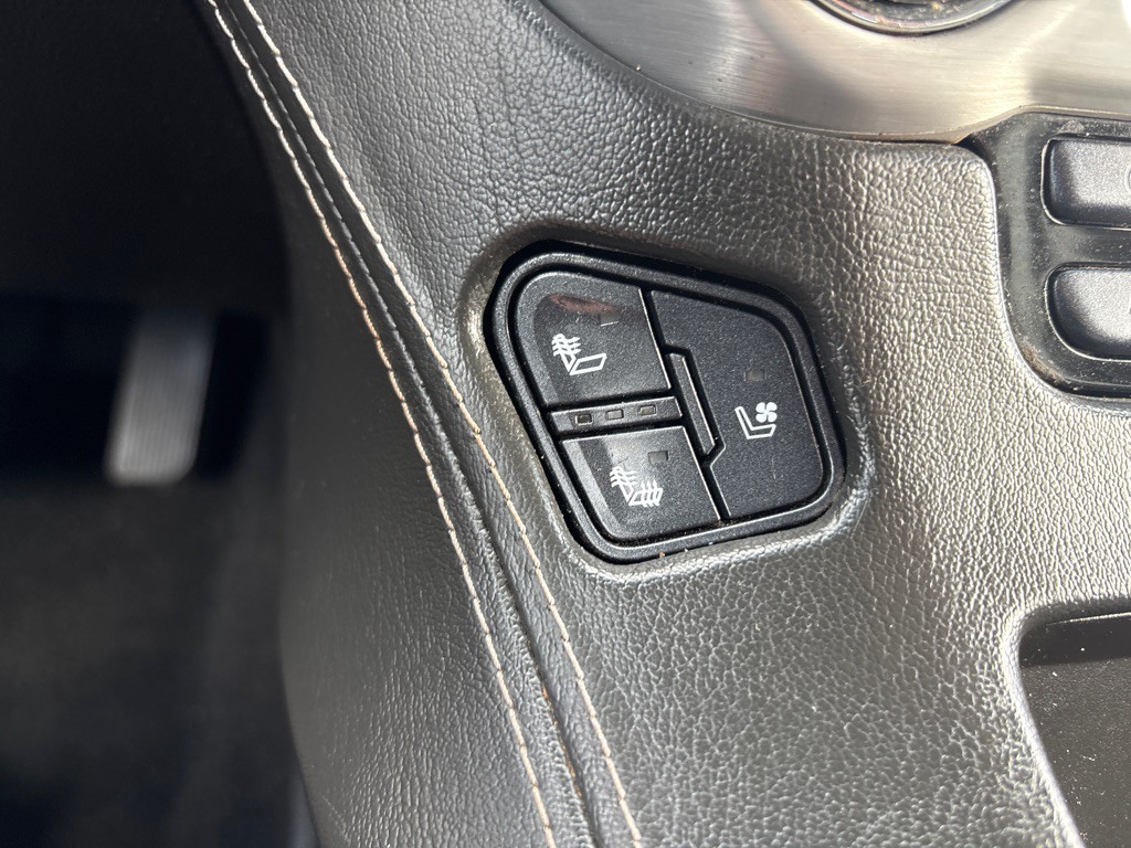 2017 GMC Yukon Image 27