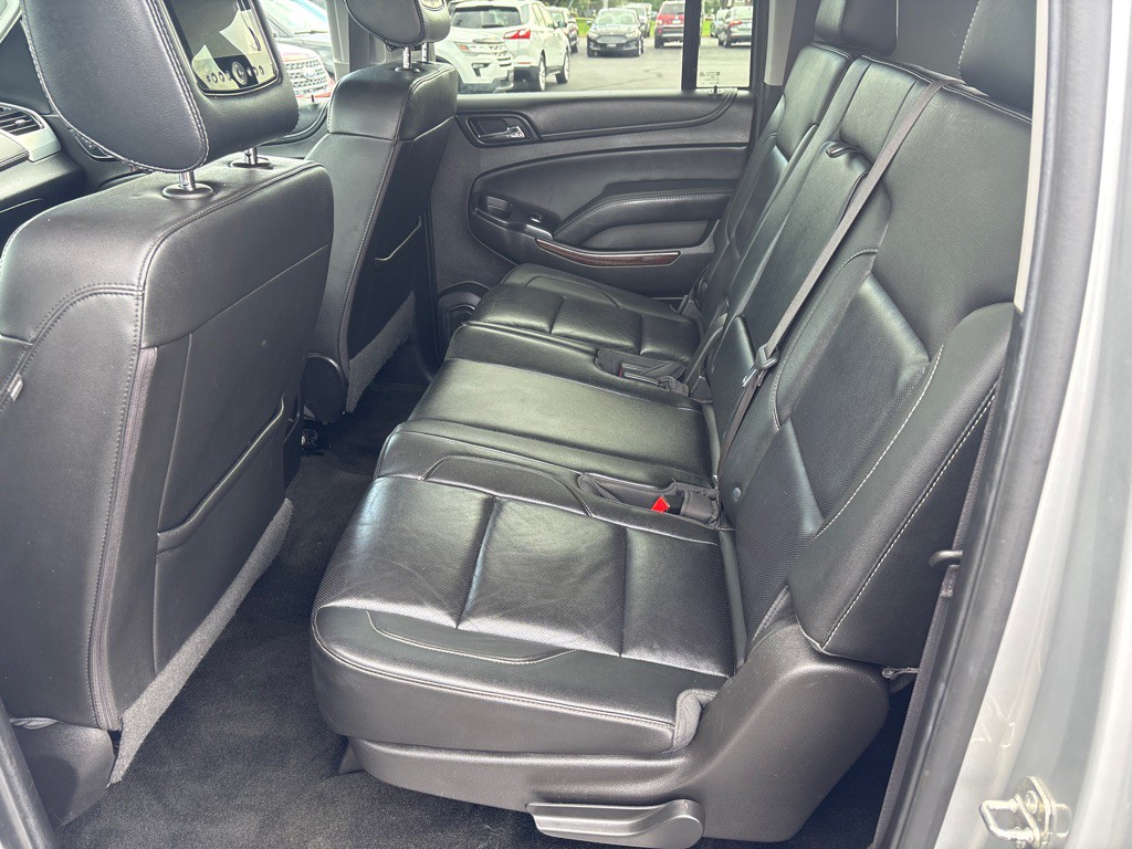 2017 GMC Yukon Image 32