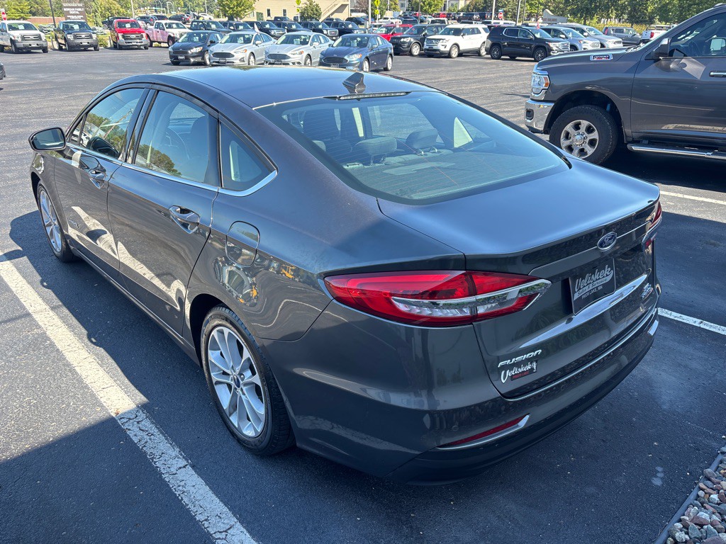 2019 Ford Fusion Image 5