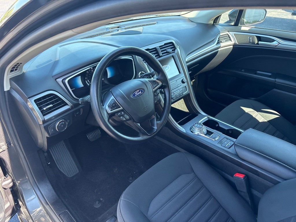 2019 Ford Fusion Image 11
