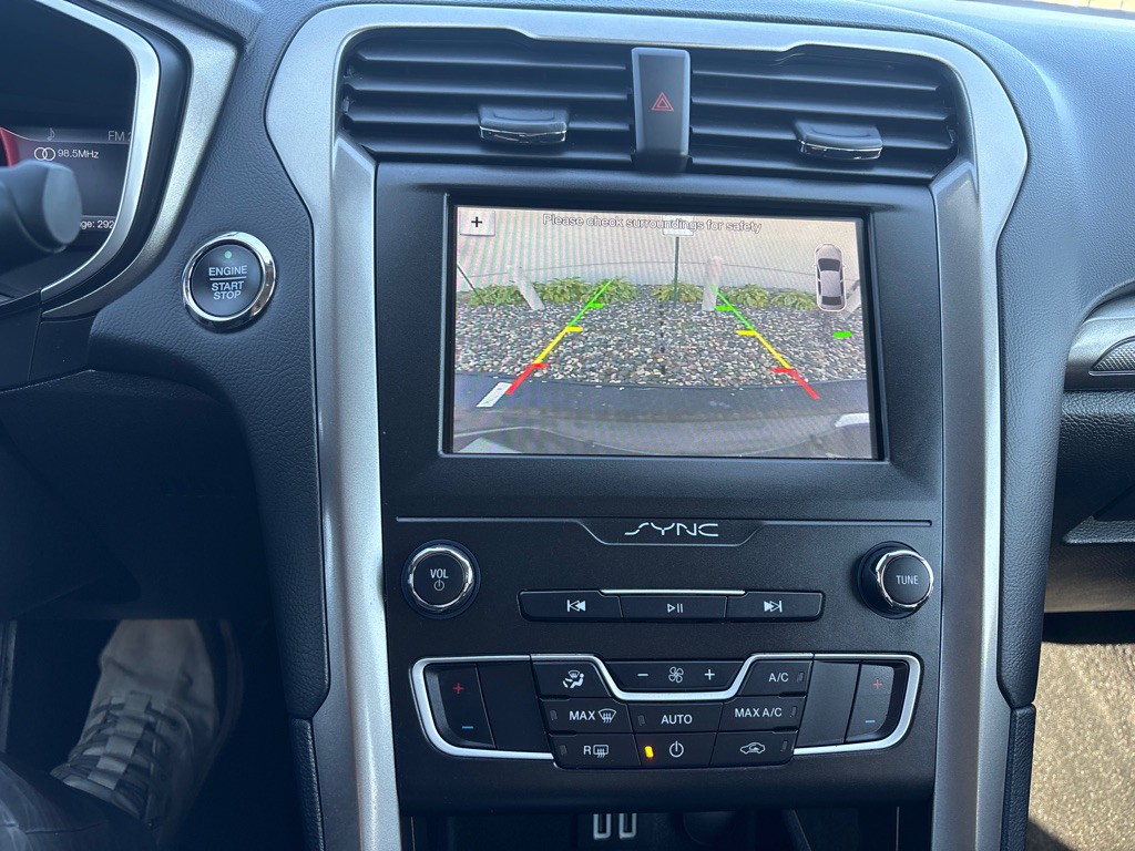 2019 Ford Fusion Image 20