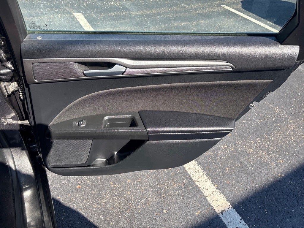 2019 Ford Fusion Image 27