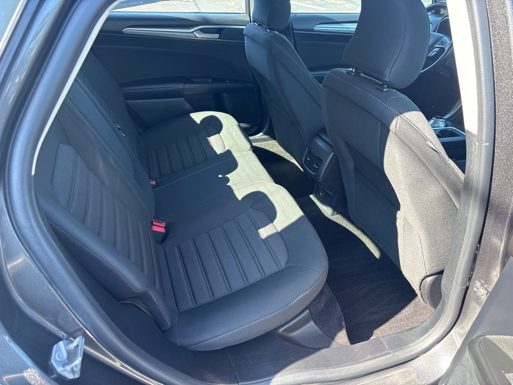 2019 Ford Fusion Image 28