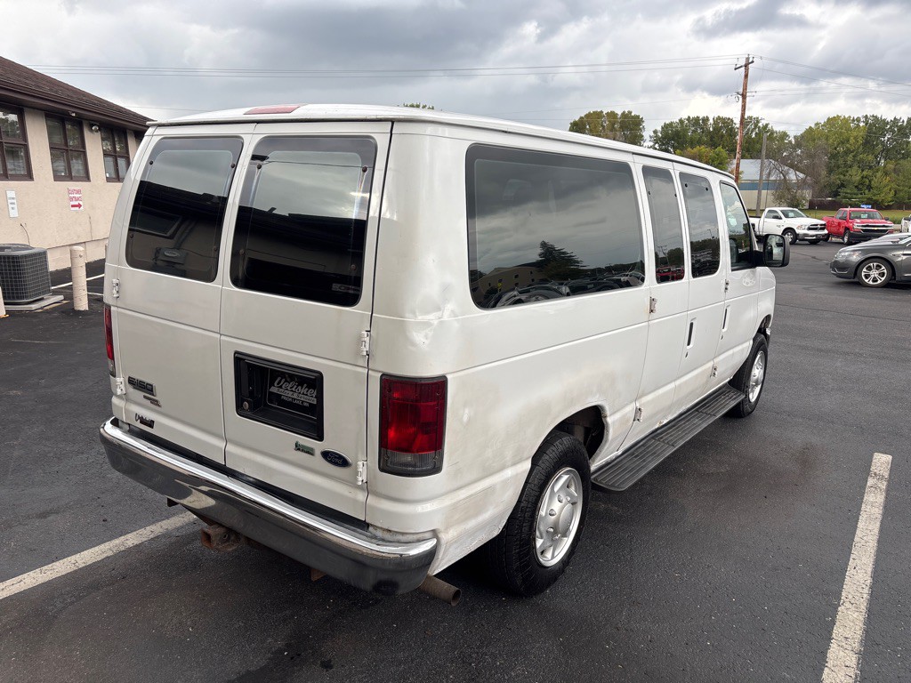 2012 Ford Econoline Image 3