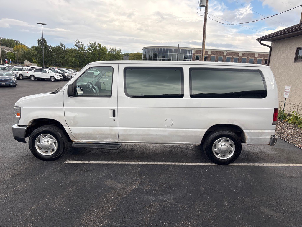 2012 Ford Econoline Image 6