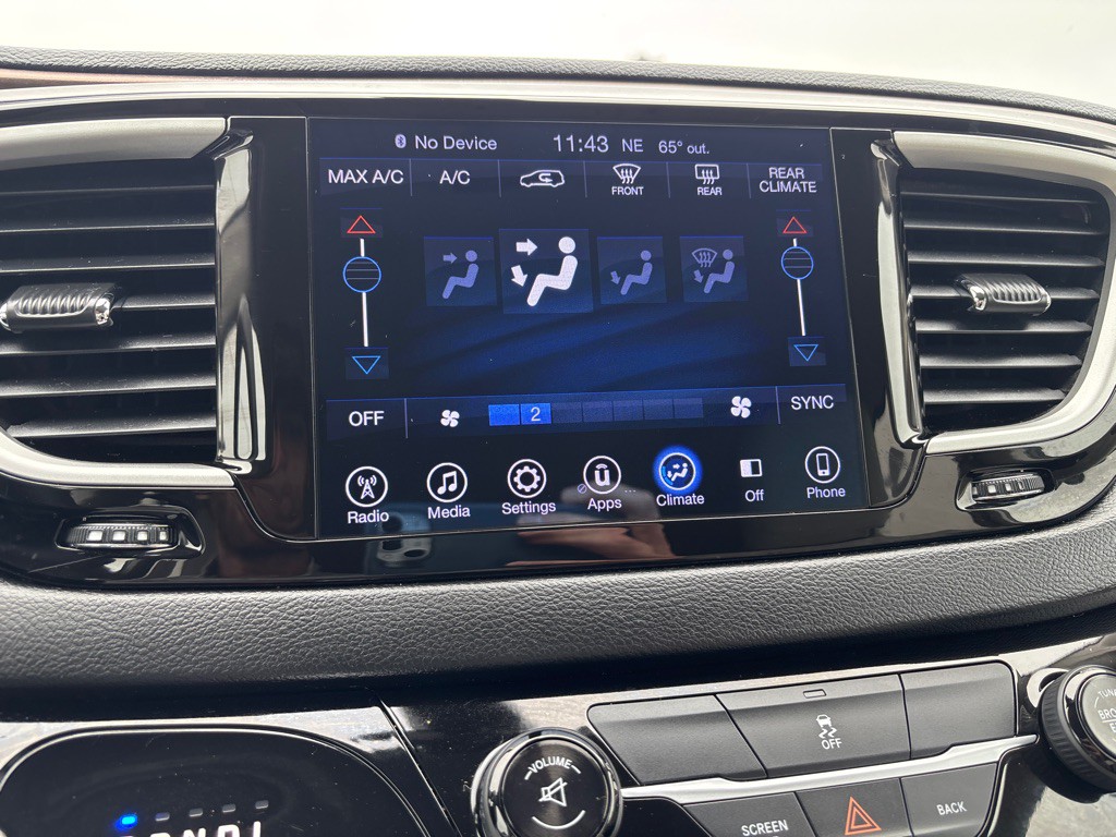 2017 Chrysler Pacifica Image 20