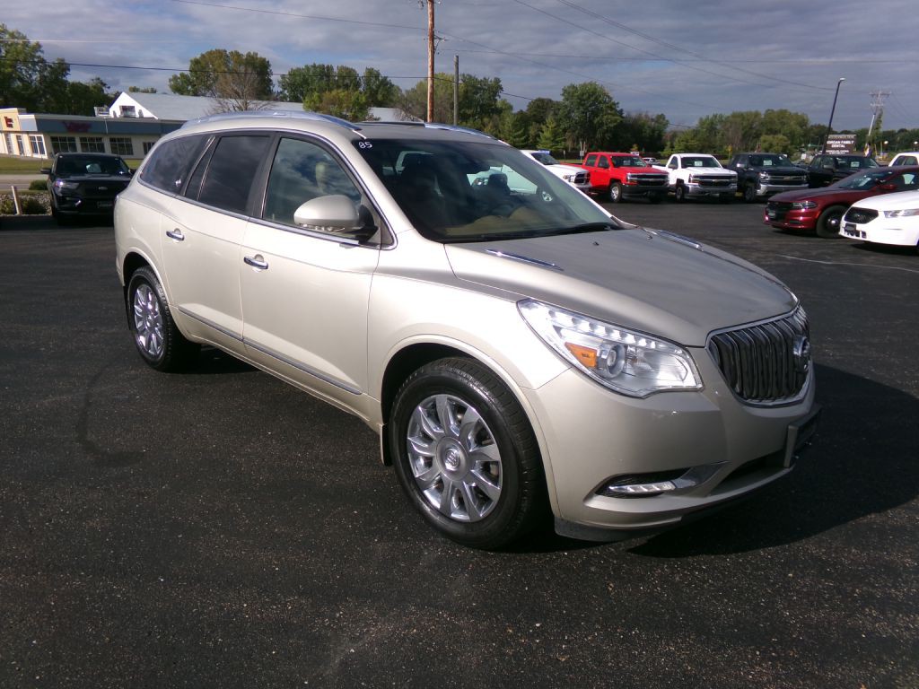 2017 Buick Enclave Image 1