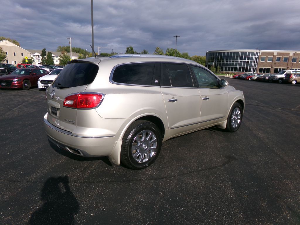 2017 Buick Enclave Image 3