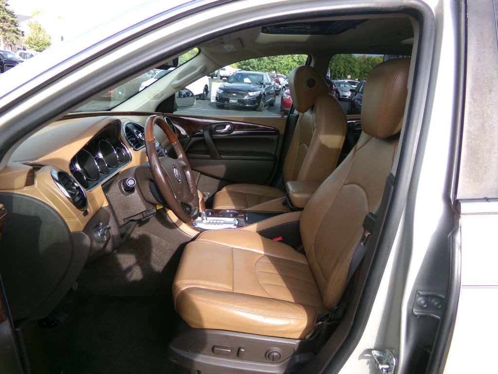 2017 Buick Enclave Image 14