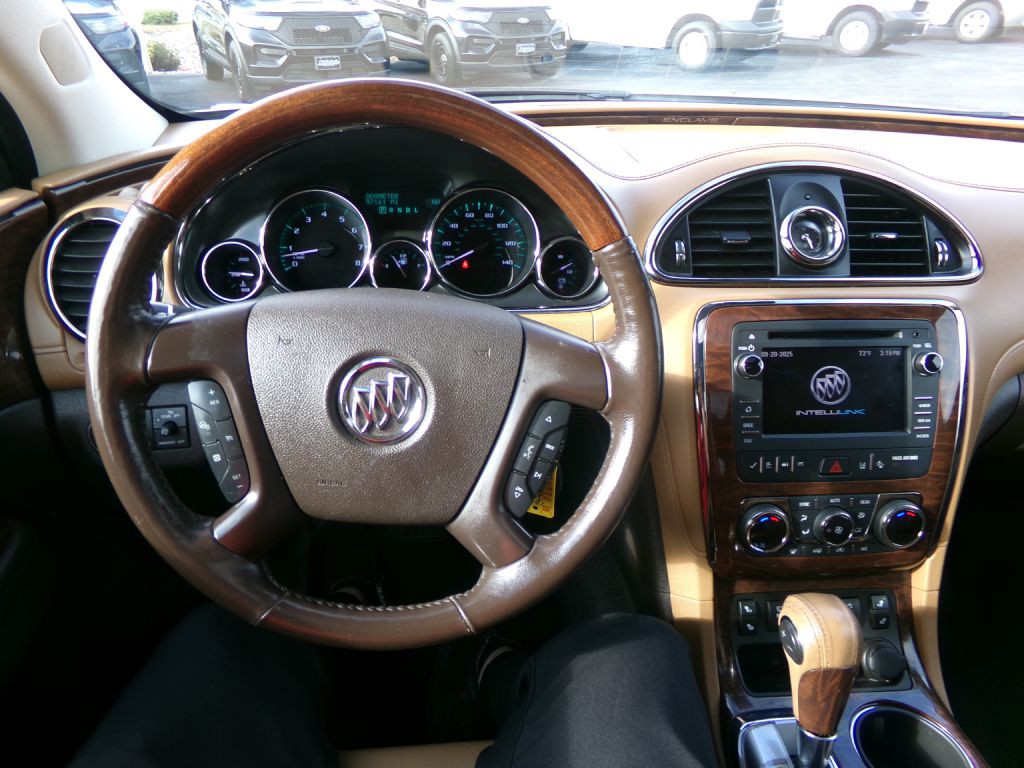 2017 Buick Enclave Image 18