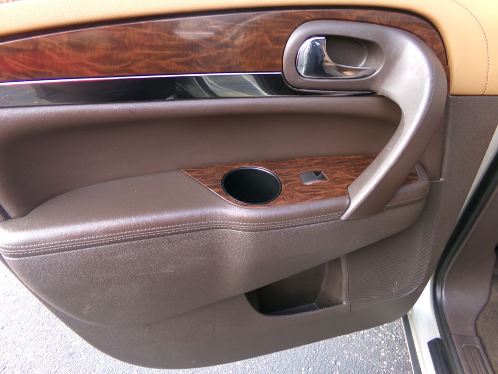 2017 Buick Enclave Image 37