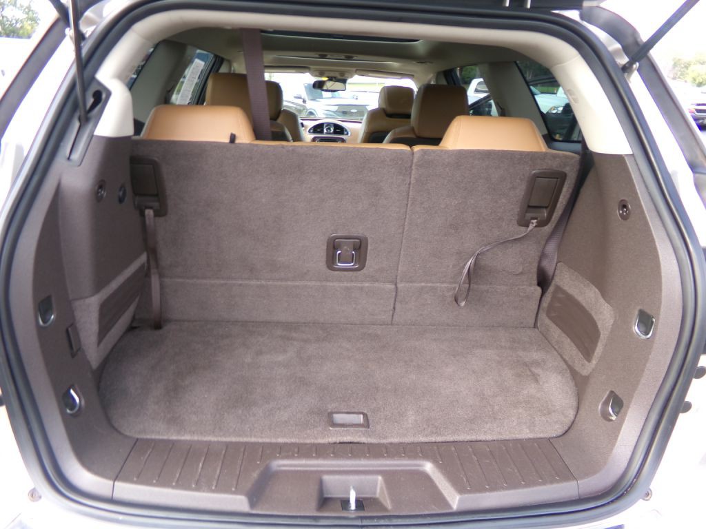 2017 Buick Enclave Image 46