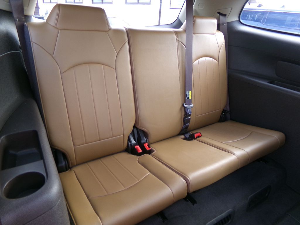 2017 Buick Enclave Image 54