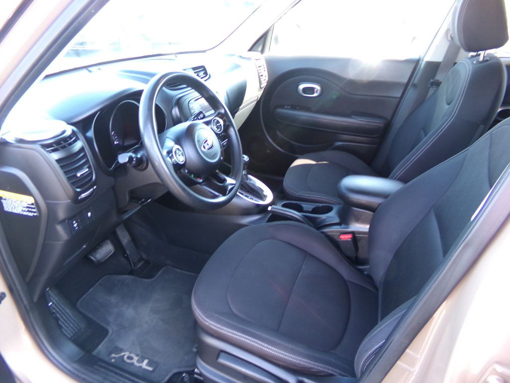 2016 Kia Soul Image 9