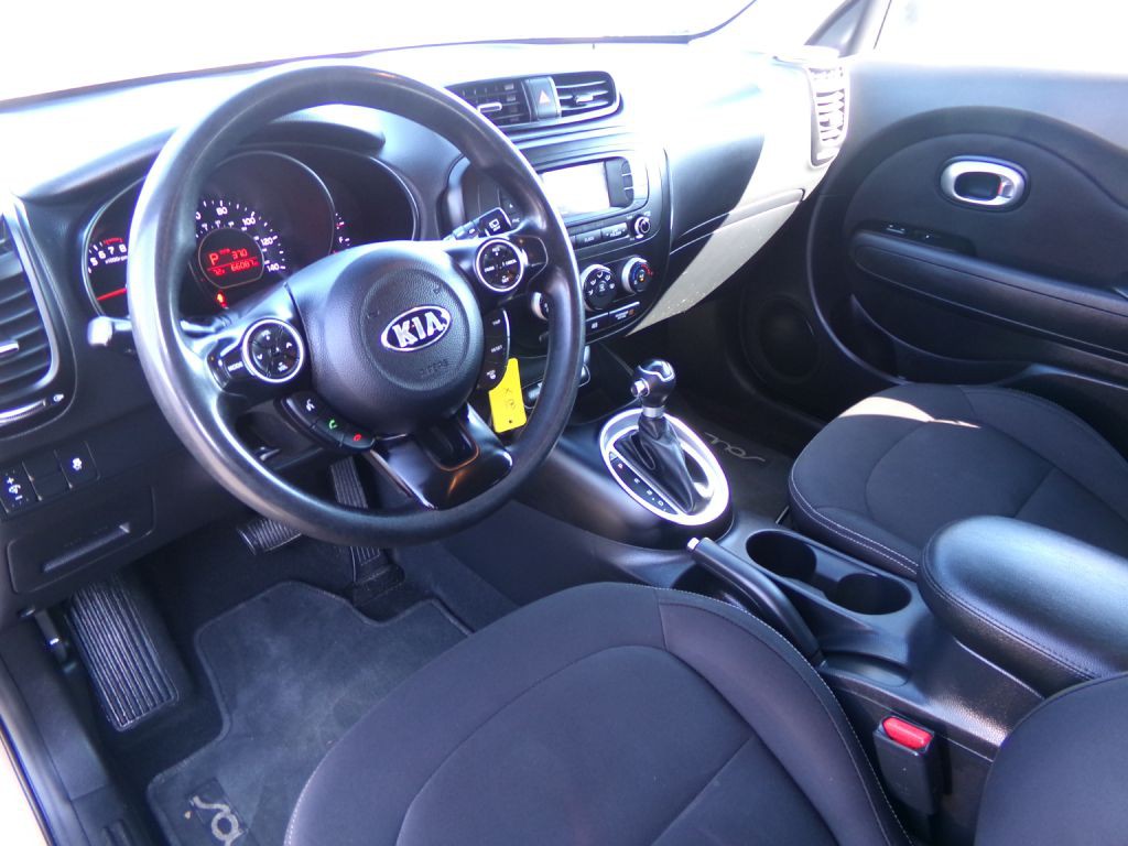 2016 Kia Soul Image 11