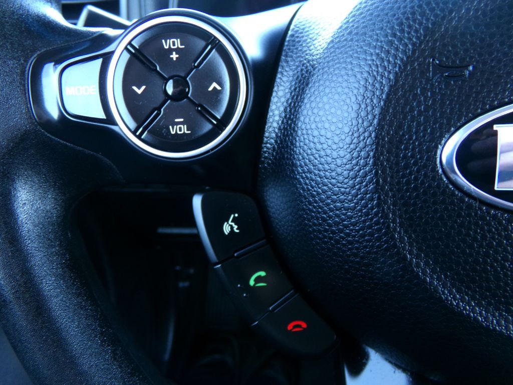 2016 Kia Soul Image 16
