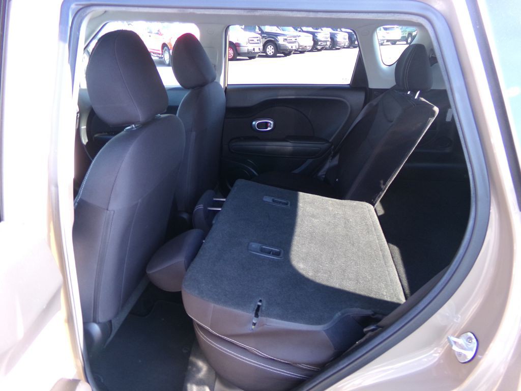 2016 Kia Soul Image 23