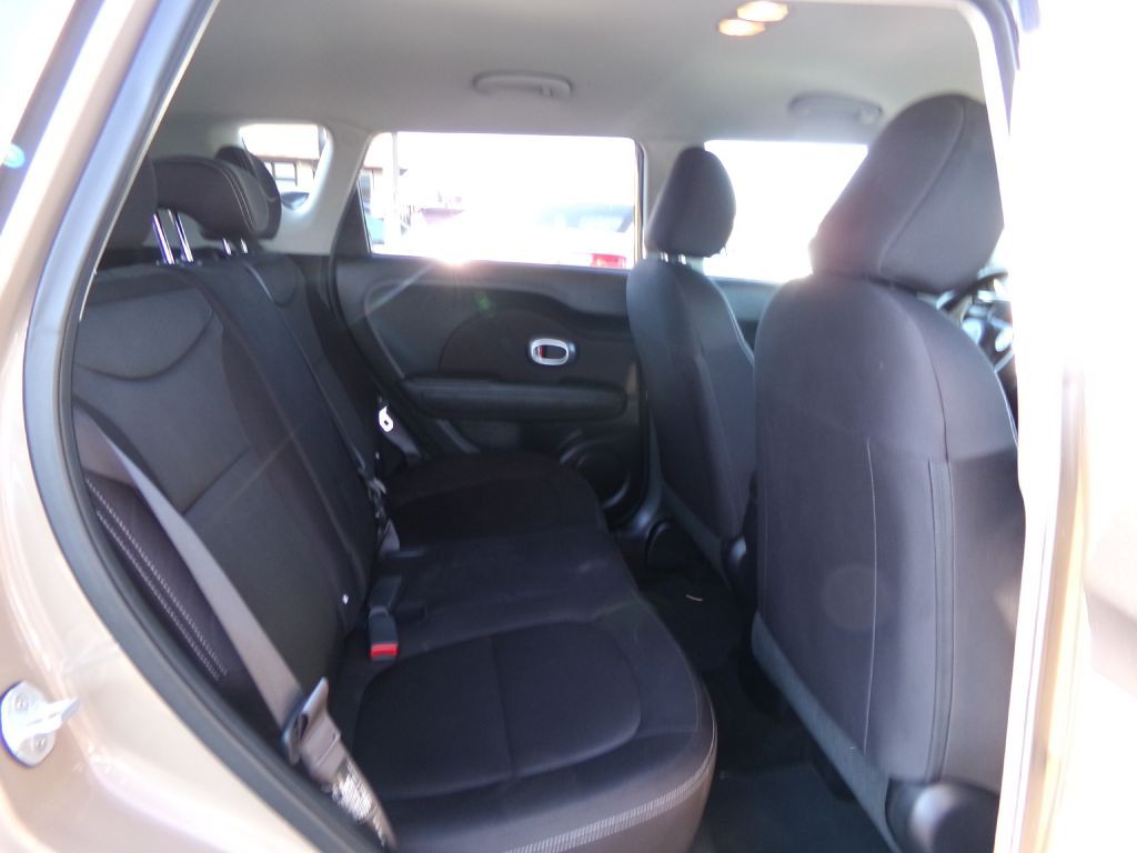 2016 Kia Soul Image 29