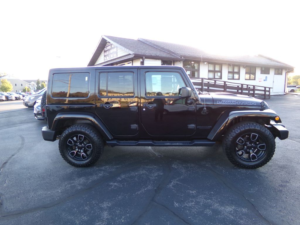 2017 Jeep Wrangler Unlimited Image 2