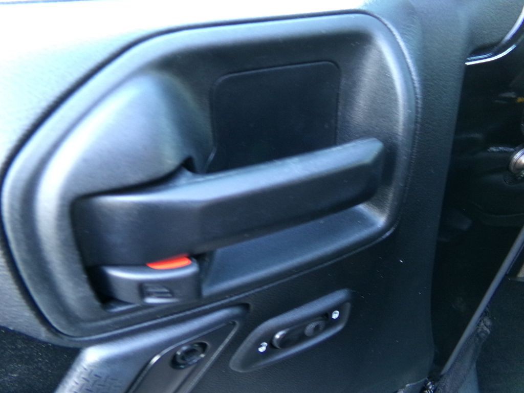 2017 Jeep Wrangler Unlimited Image 10