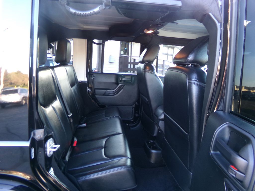 2017 Jeep Wrangler Unlimited Image 43