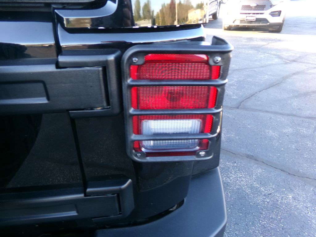 2017 Jeep Wrangler Unlimited Image 46