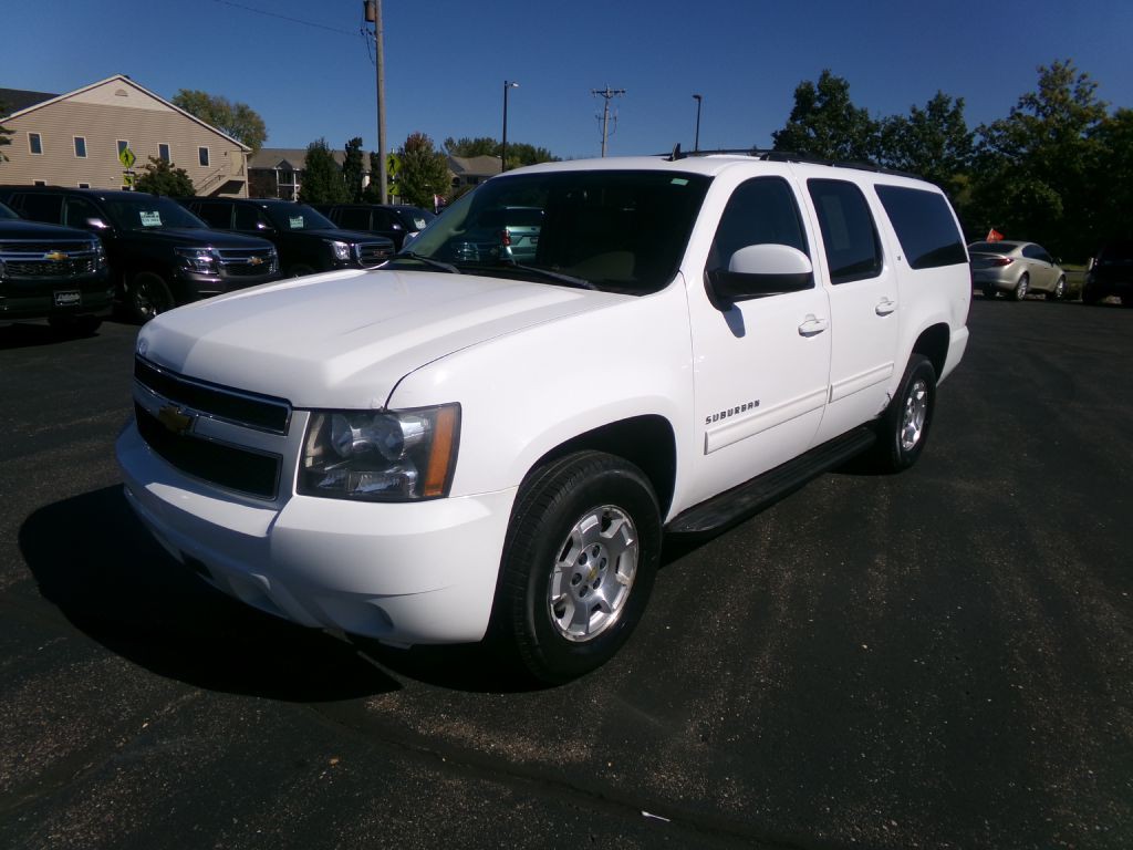 2012 Chevrolet Suburban Image 6